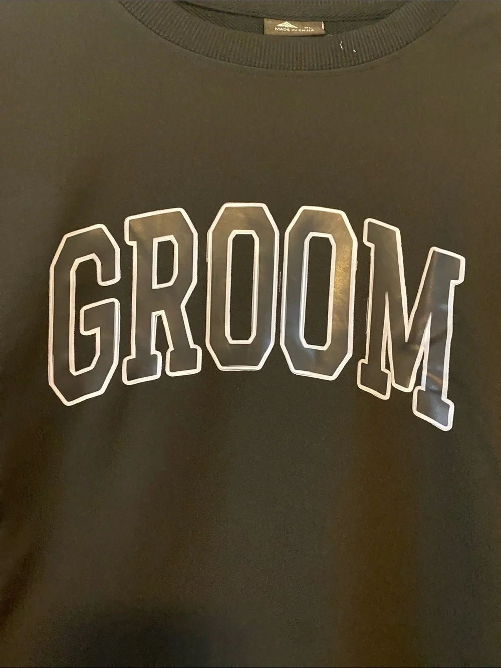 💍 Groom Graphic Crewneck Sweatshirt - Black NWOT - size XL